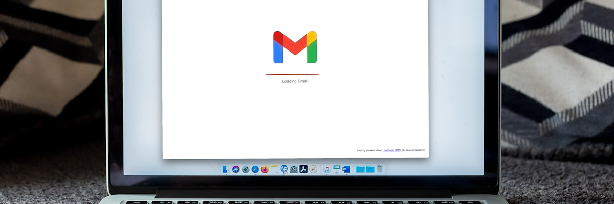 手機接收 SMS 驗證碼示意圖